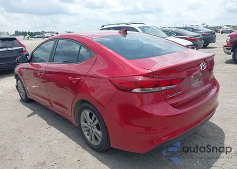 2017 Hyundai Elantra Se z USA, uszkodzony, nr VIN KMHD84LF2HU401499